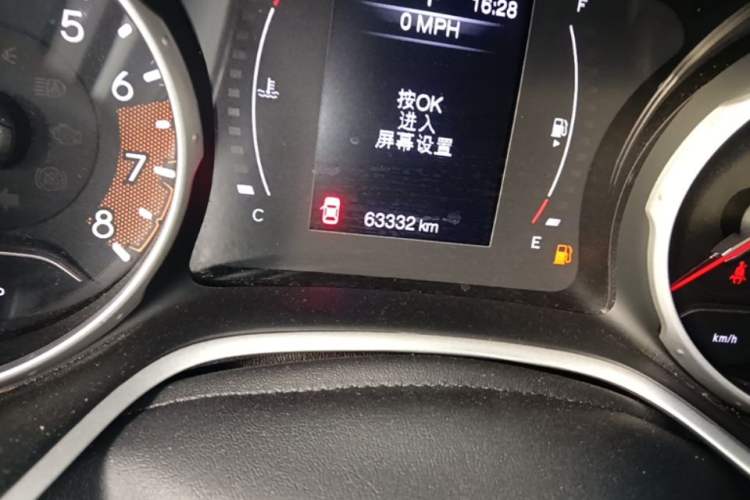Used Jeep Compass 2019 220T Automatic Enjoyment Version Odometer Close Up