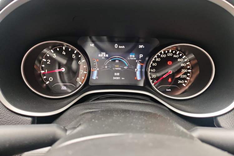 Used Jeep Compass 2019 220T Automatic Family Edition Odometer Close Up