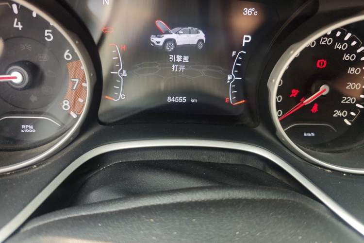 Used Jeep Compass 2019 200TS Automatic Premium - Connected Large Screen Version Odometer Close Up