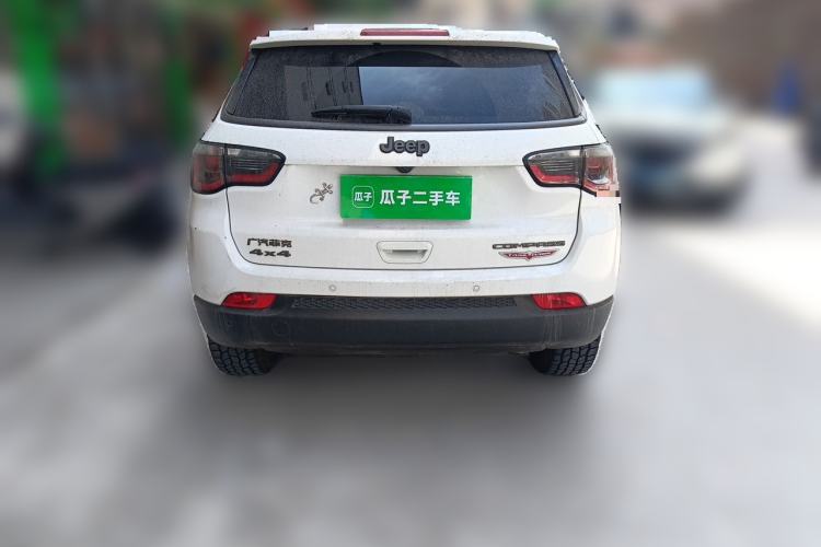 Used Jeep Compass 2019 220T Automatic Four-Wheel Drive High-Performance Flagship Edition Rear