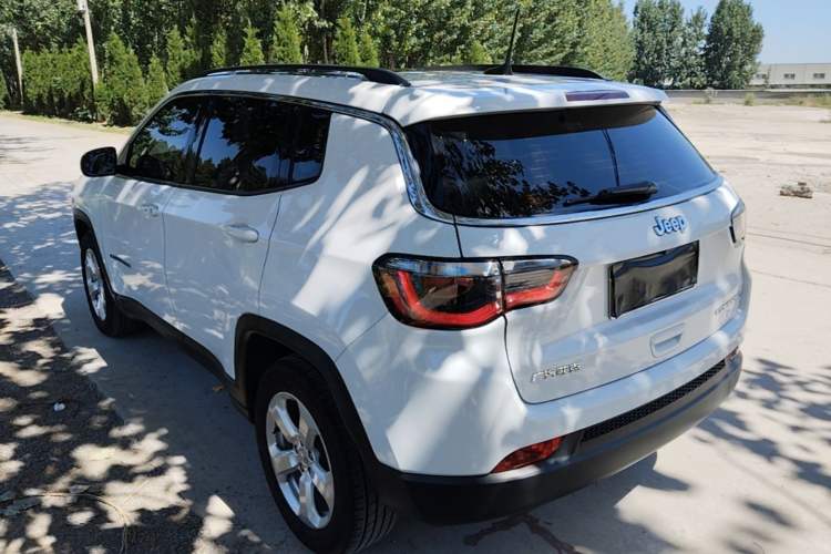 Used Jeep Compass 2019 220T Automatic Enjoyment Version Rear Left 45 Deg