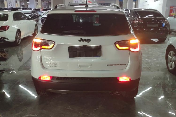 Used Jeep Compass 2019 220T Automatic Family Enjoyment Four-Wheel Drive Edition Rear