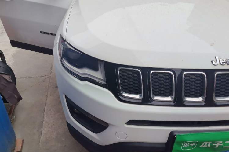 Used Jeep Compass 2019 220T Automatic Enjoyment Version Right Front Headlight