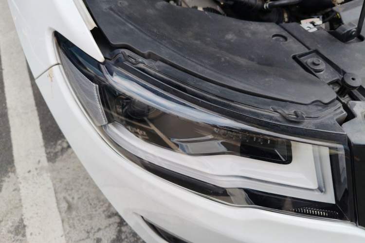 Used Jeep Compass 2019 220T Automatic Family Enjoyment Four-Wheel Drive Edition Right Front Headlight