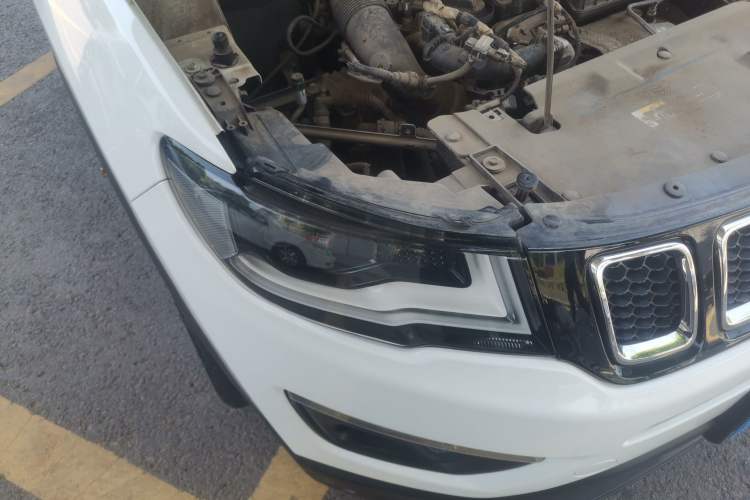 Used Jeep Compass 2019 220T Automatic Enjoyment Version Right Front Headlight