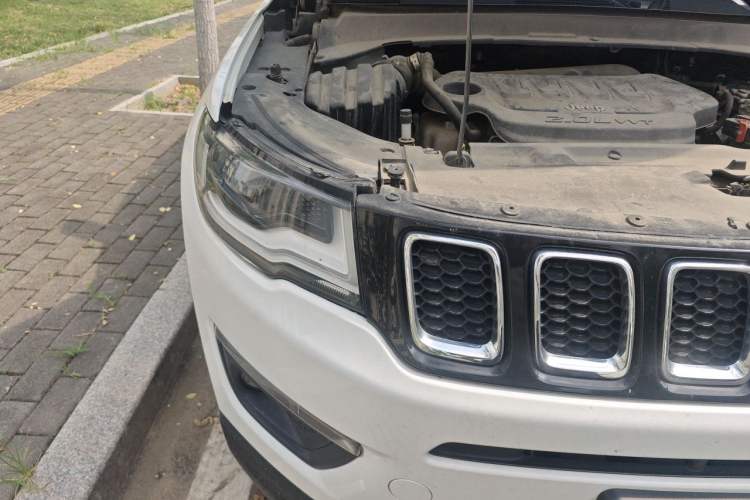 Used Jeep Compass 2019 200TS Automatic Premium - Connected Large Screen Version Right Front Headlight