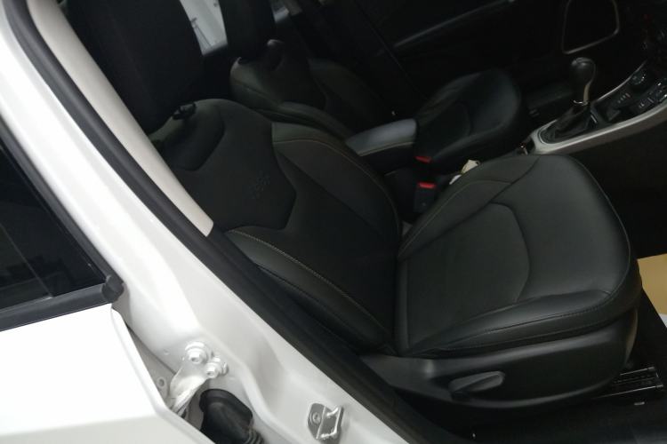 Used Jeep Compass 2019 200T Automatic Family Enjoyment Four-Wheel Drive - Connected Large Screen Version Right Front Seat