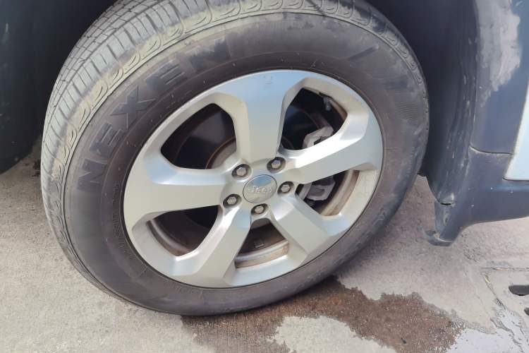 Used Jeep Compass 2019 220T Automatic Enjoyment Version Right Front Wheel Hub