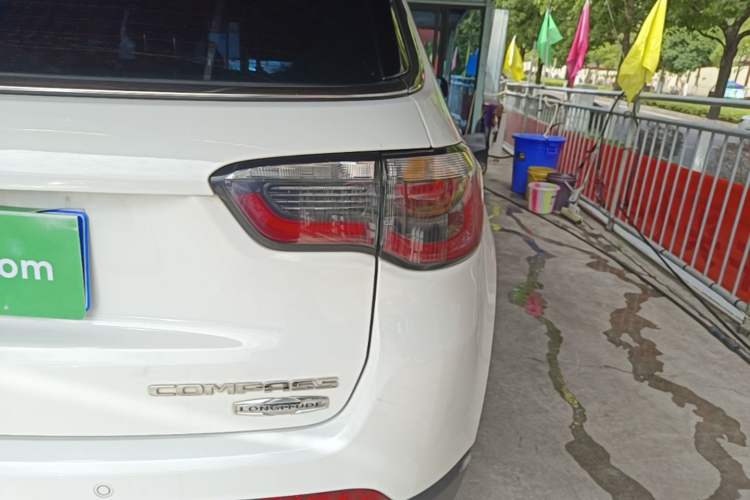 Used Jeep Compass 2019 200T Automatic Family Edition - Connected Large Screen Version Right Rear Taillight