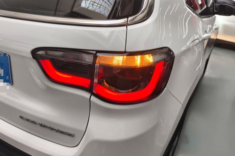 Used Jeep Compass 2019 220T Automatic Enjoyment Version Right Rear Taillight
