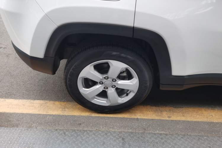 Used Jeep Compass 2019 220T Automatic Enjoyment Version Right Rear Wheel Hub