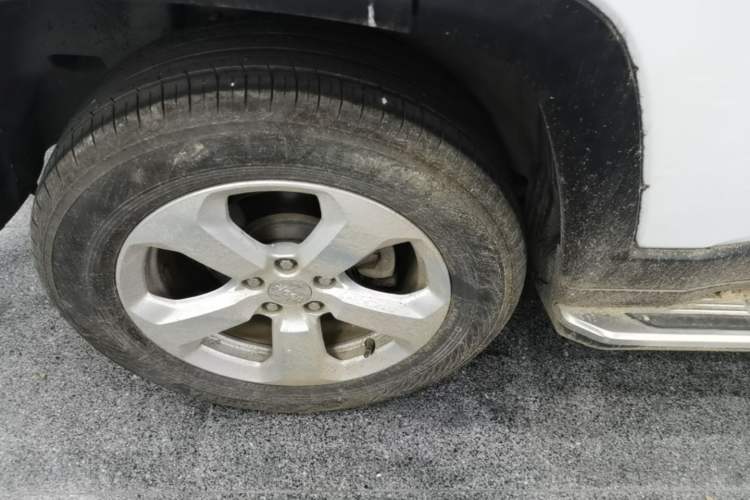 Used Jeep Compass 2019 200T Automatic Family Enjoyment Four-Wheel Drive - Connected Large Screen Version Right Rear Wheel Hub