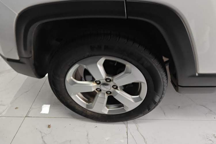 Used Jeep Compass 2019 220T Automatic Enjoyment Version Right Rear Wheel Hub
