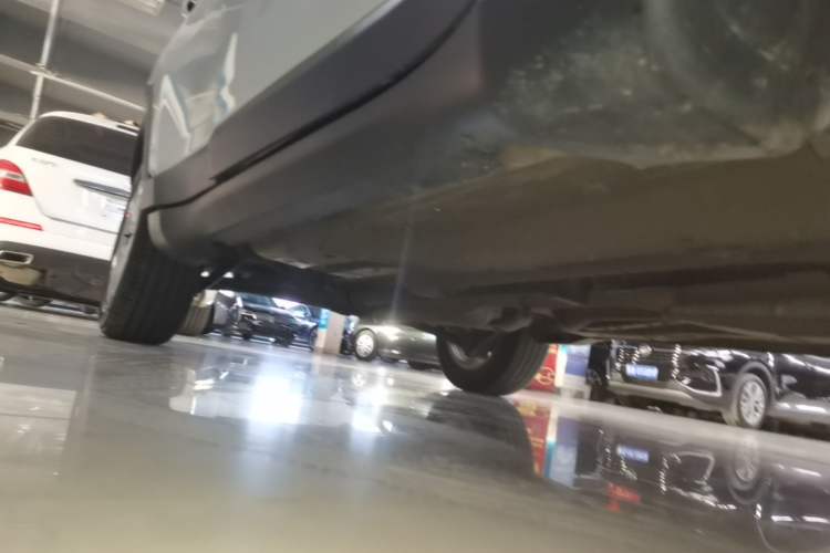 Used Jeep Compass 2019 220T Automatic Family Enjoyment Four-Wheel Drive Edition Right Side Sill