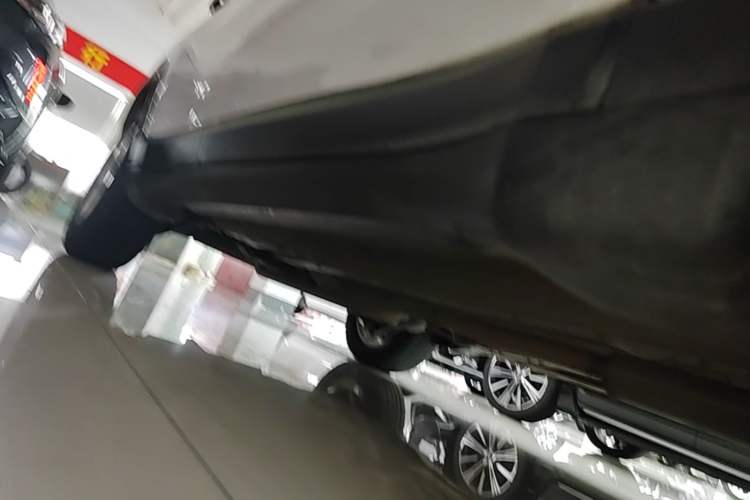 Used Jeep Compass 2019 220T Automatic Family Edition Right Side Sill