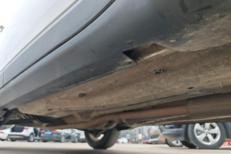 Used Jeep Compass 2019 220T Automatic Family Edition Right Side Sill