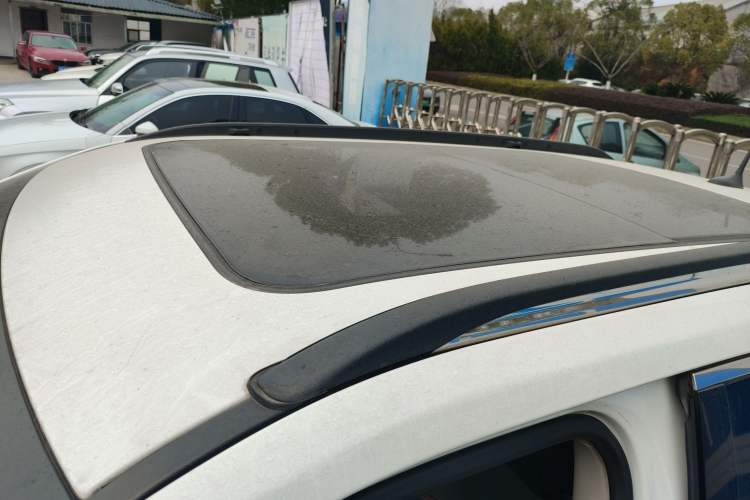 Used Jeep Compass 2019 220T Automatic Enjoyment Version Roof