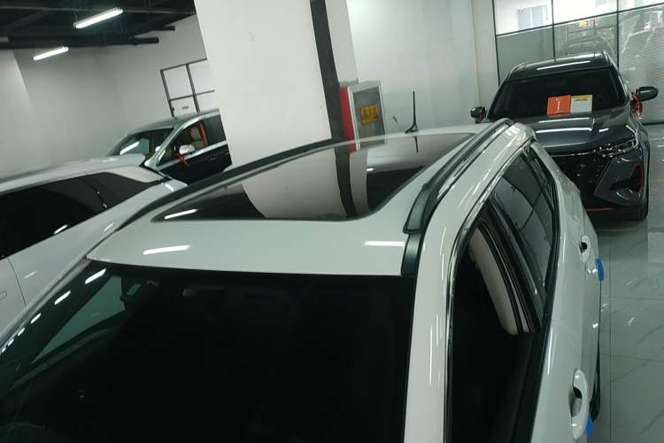 Used Jeep Compass 2019 200T Automatic Enjoyment - Connected Large Screen Version Roof