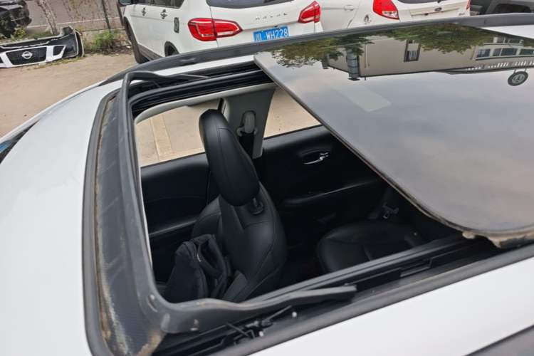 Used Jeep Compass 2019 220T Automatic Family Edition Roof