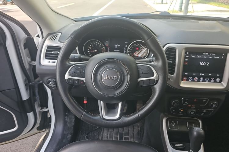 Used Jeep Compass 2019 200T Automatic Family Edition - Connected Large Screen Version Steering Wheel