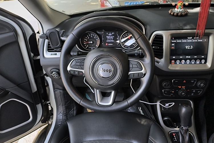 Used Jeep Compass 2019 220T Automatic Enjoyment Version Steering Wheel