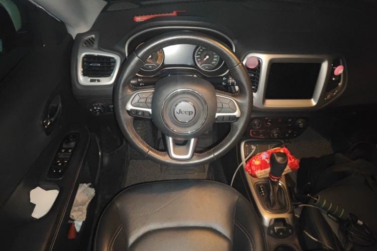 Used Jeep Compass 2019 200TS Automatic Premium - Connected Large Screen Version Steering Wheel