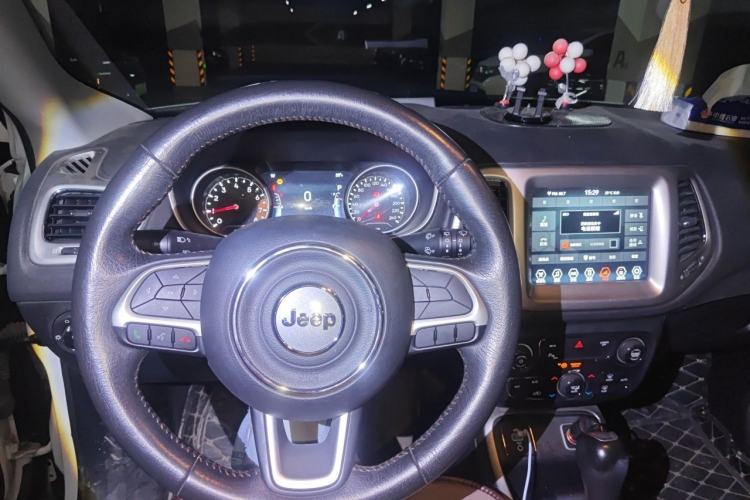 Used Jeep Compass 2019 200TS Automatic Premium - Connected Large Screen Version Steering Wheel