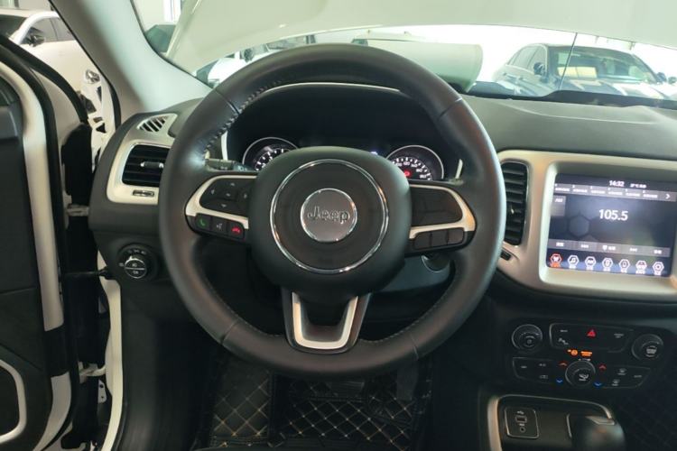 Used Jeep Compass 2019 200T Automatic Family Edition - Connected Large Screen Version Steering Wheel