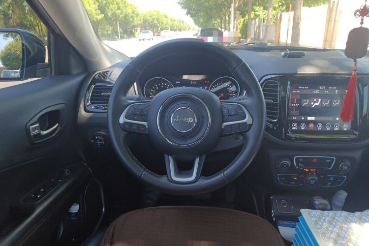 Used Jeep Compass 2019 220T Automatic Home Enjoy Cool Edition Steering Wheel
