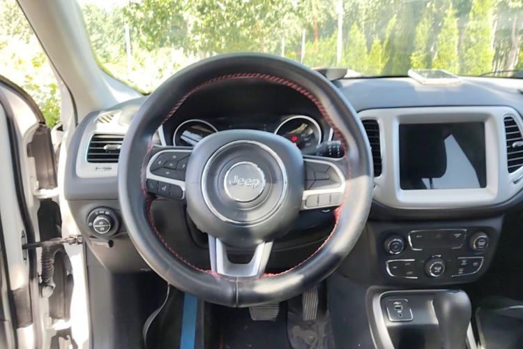 Used Jeep Compass 2019 220T Automatic Enjoyment Version Steering Wheel