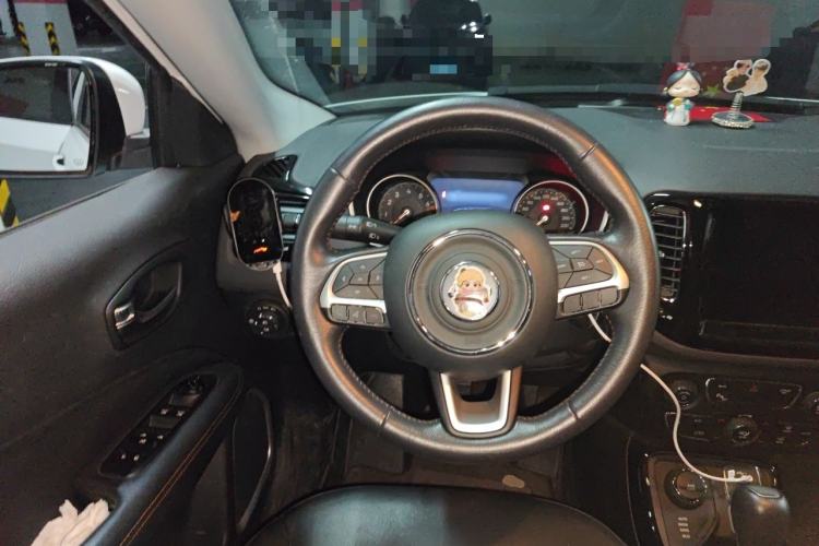 Used Jeep Compass 2019 220T Automatic Family Enjoyment Four-Wheel Drive Edition Steering Wheel
