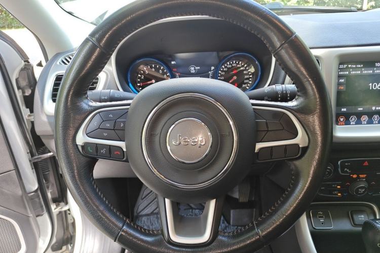 Used Jeep Compass 2019 200T Automatic Family Edition - Connected Large Screen Version Steering Wheel