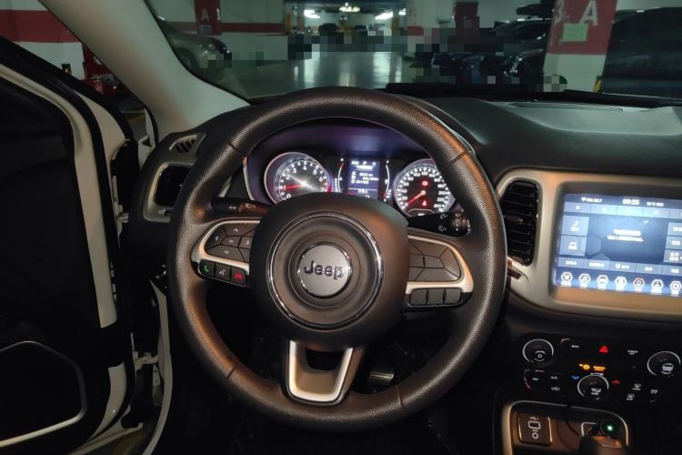 Used Jeep Compass 2019 220T Automatic Enjoyment Version Steering Wheel