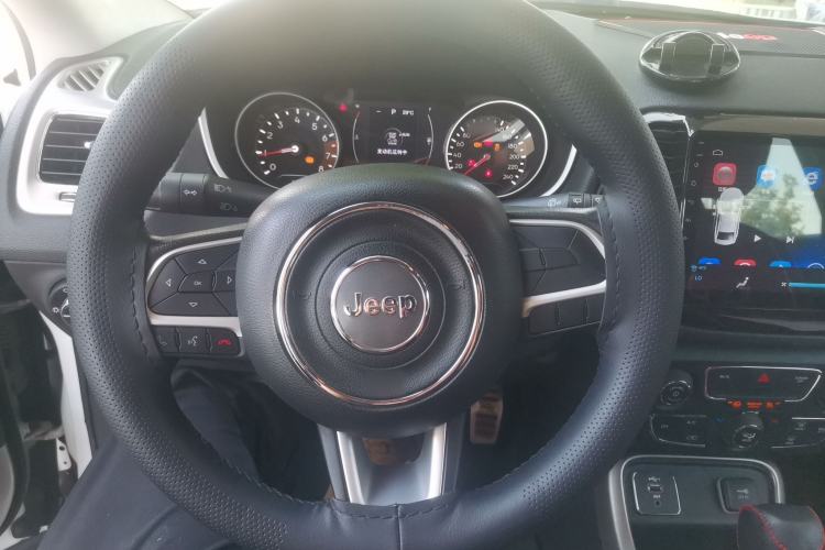 Used Jeep Compass 2019 220T Automatic Enjoyment Version Steering Wheel