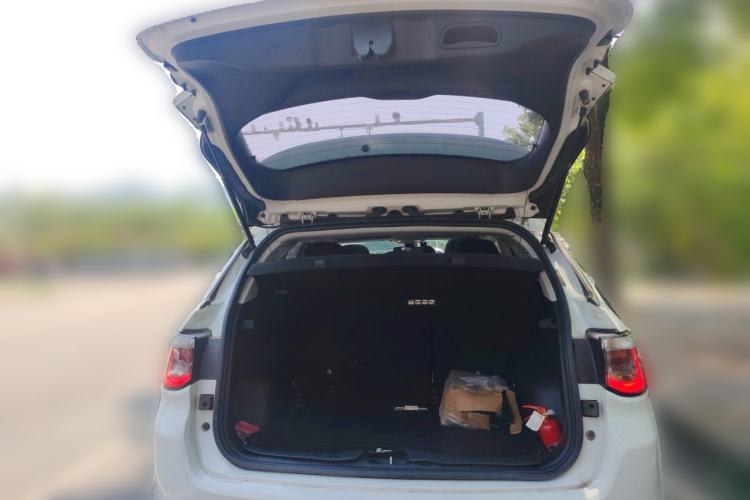 Used Jeep Compass 2019 220T Automatic Enjoyment Version Trunk