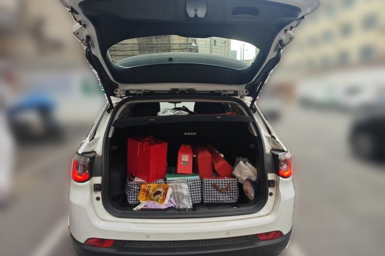 Used Jeep Compass 2019 200T Automatic Family Edition - Connected Large Screen Version Trunk