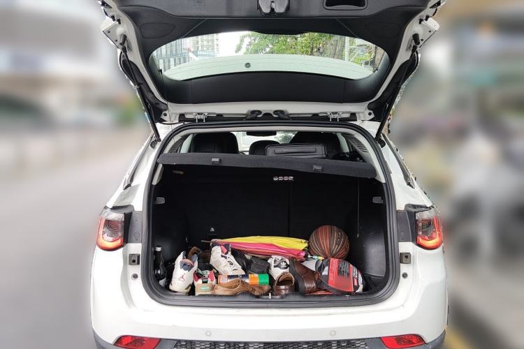 Used Jeep Compass 2019 220T Automatic Family Edition Trunk