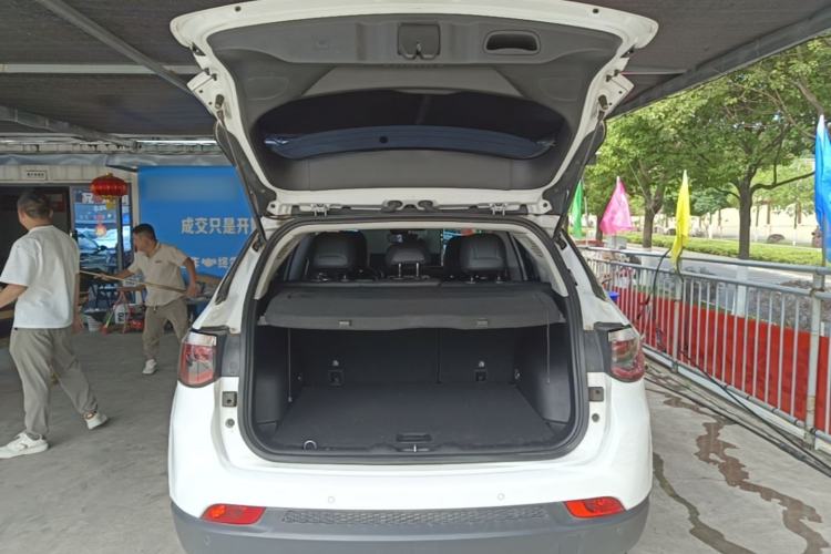Used Jeep Compass 2019 200T Automatic Family Edition - Connected Large Screen Version Trunk