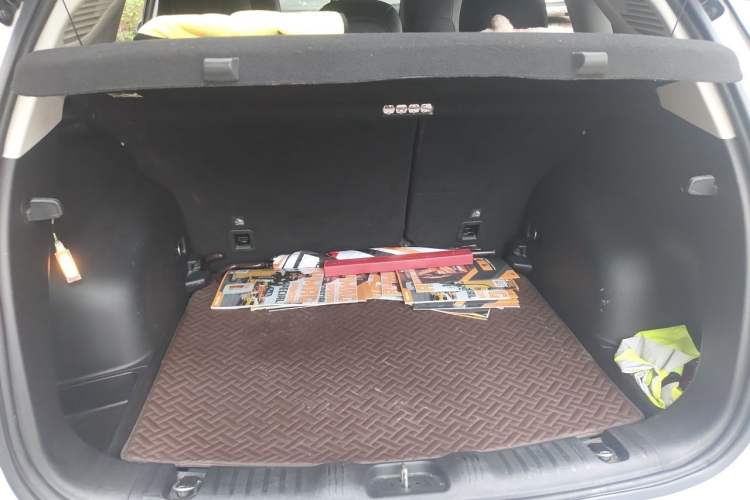 Used Jeep Compass 2019 220T Automatic Family Edition Trunk