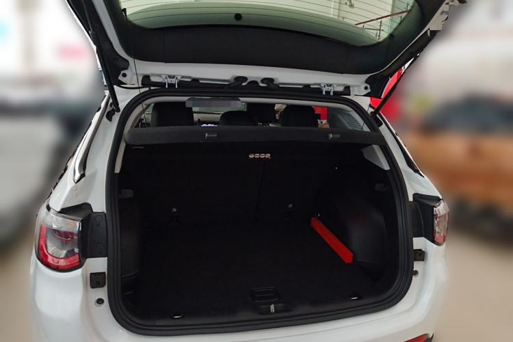 Used Jeep Compass 2019 220T Automatic Family Edition Trunk