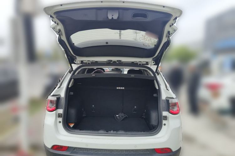 Used Jeep Compass 2019 220T Automatic Family Edition Trunk