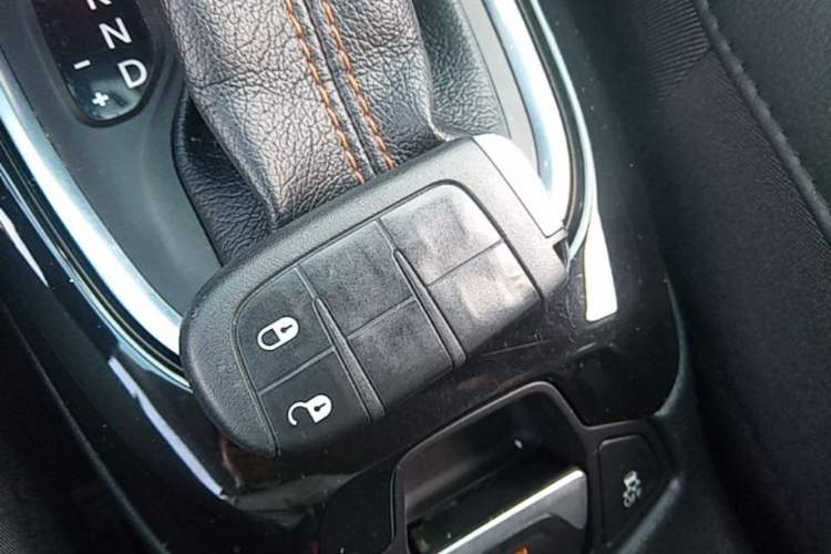 Used Jeep Compass 2019 220T Automatic Family Edition Vehicle Key