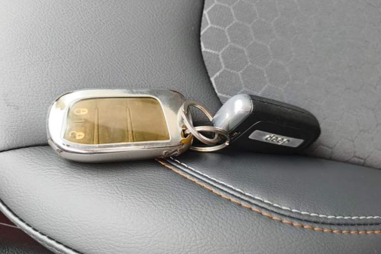 Used Jeep Compass 2019 220T Automatic Enjoyment Version Vehicle Key