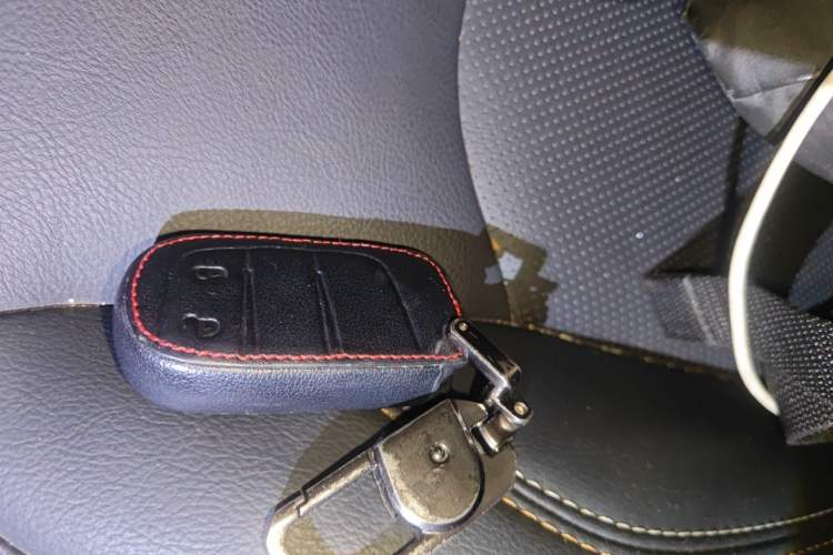 Used Jeep Compass 2019 200TS Automatic Premium - Connected Large Screen Version Vehicle Key
