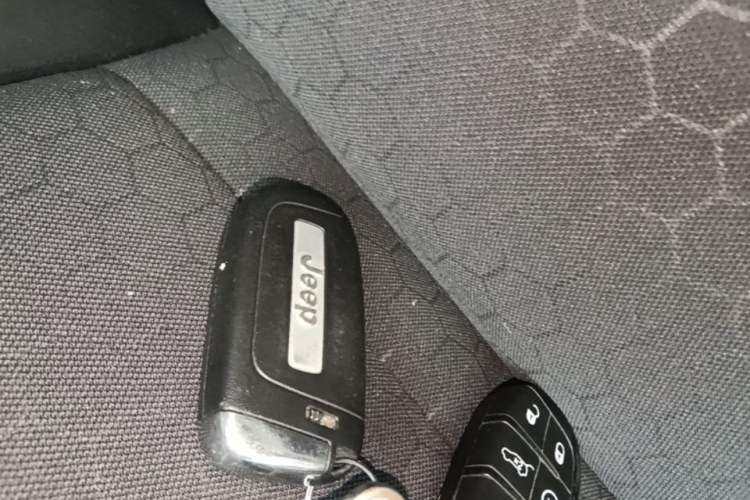 Used Jeep Compass 2019 220T Automatic Enjoyment Version Vehicle Key