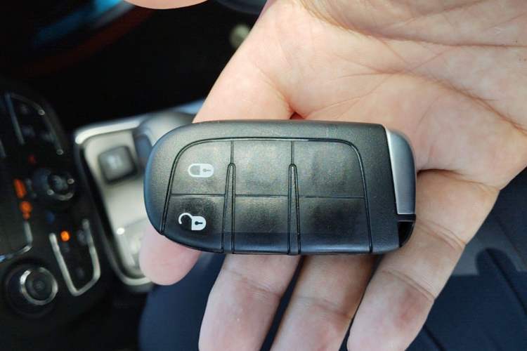 Used Jeep Compass 2019 220T Automatic Enjoyment Version Vehicle Key