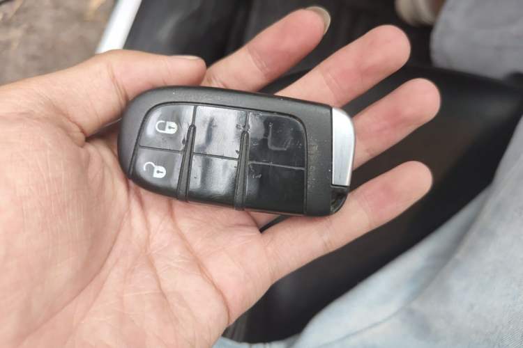 Used Jeep Compass 2019 220T Automatic Family Edition Vehicle Key