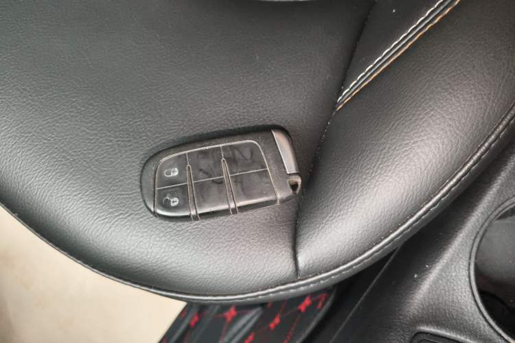 Used Jeep Compass 2019 220T Automatic Enjoyment Version Vehicle Key