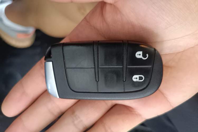 Used Jeep Compass 2019 220T Automatic Family Edition Vehicle Key