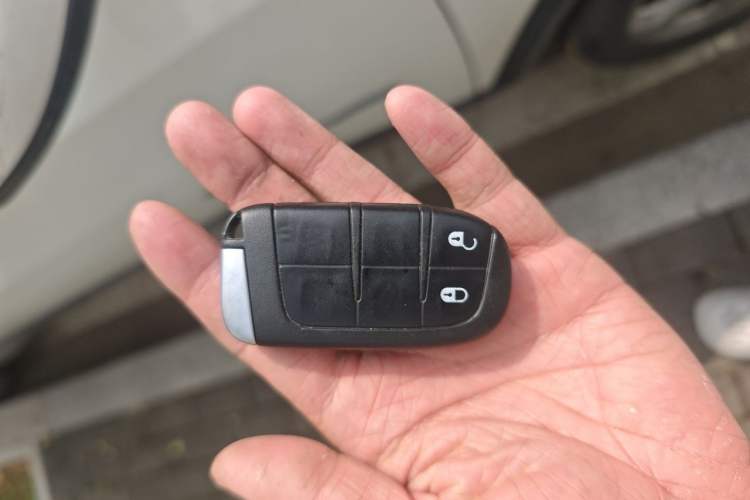 Used Jeep Compass 2019 200TS Automatic Premium - Connected Large Screen Version Vehicle Key